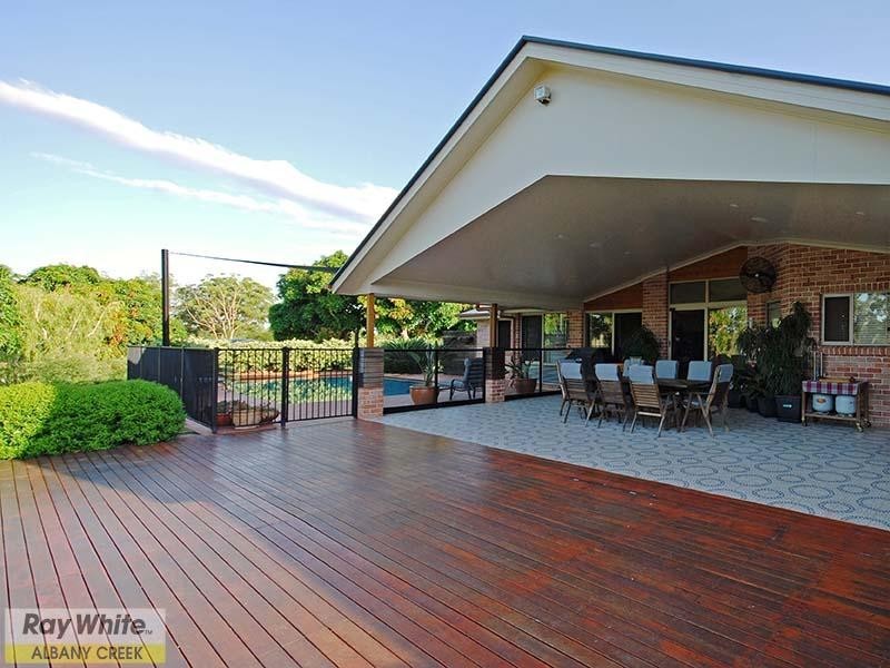 5 Amamoor Court, Cashmere QLD 4500