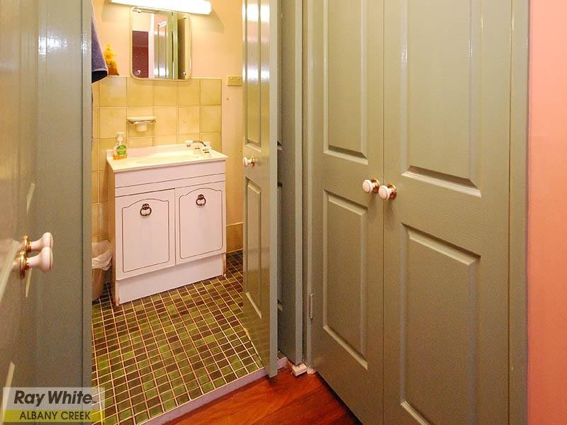 10 Fortuna Court, Eatons Hill QLD 4037