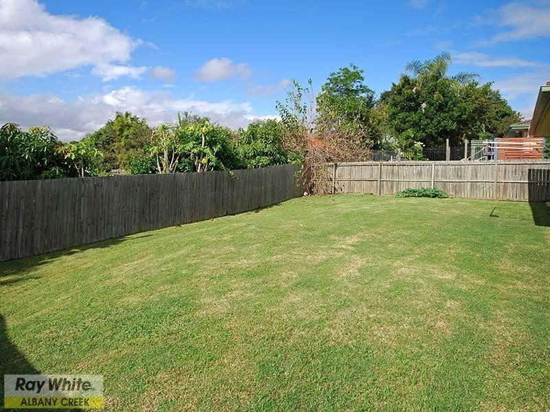39 Morgan Road, Albany Creek QLD 4035