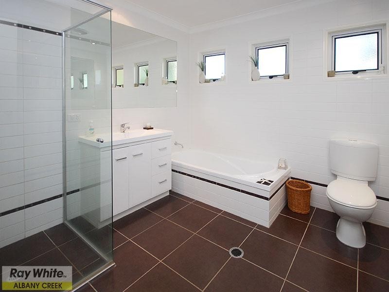 17 Keats Avenue, Strathpine QLD 4500