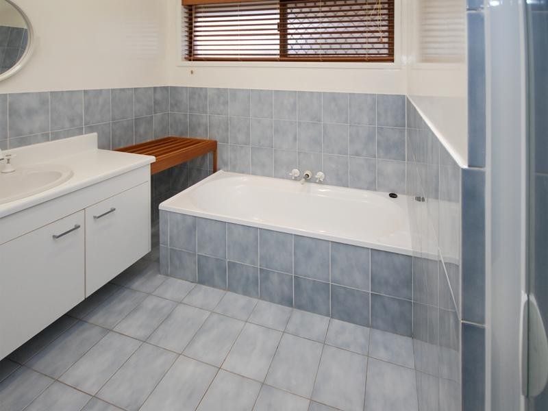 34 Challinor Drive, Albany Creek QLD 4035