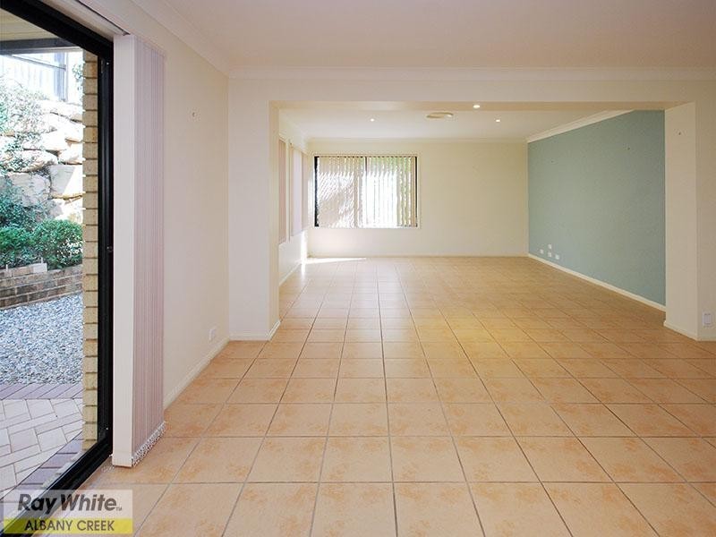 1 Taun Court, Albany Creek QLD 4035