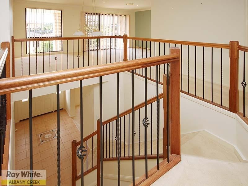 1 Taun Court, Albany Creek QLD 4035