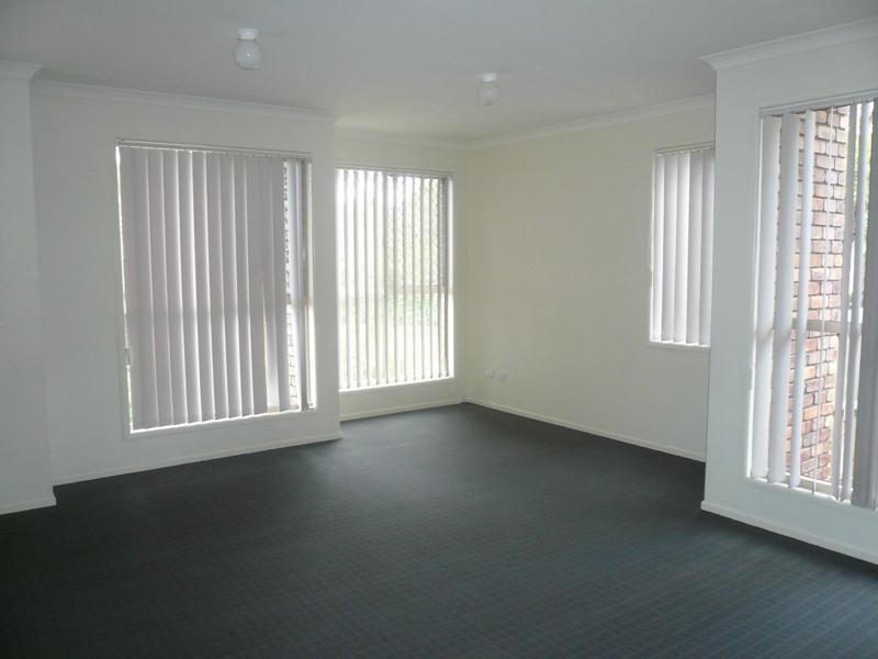 40 Silkyoak Way, Albany Creek QLD 4035