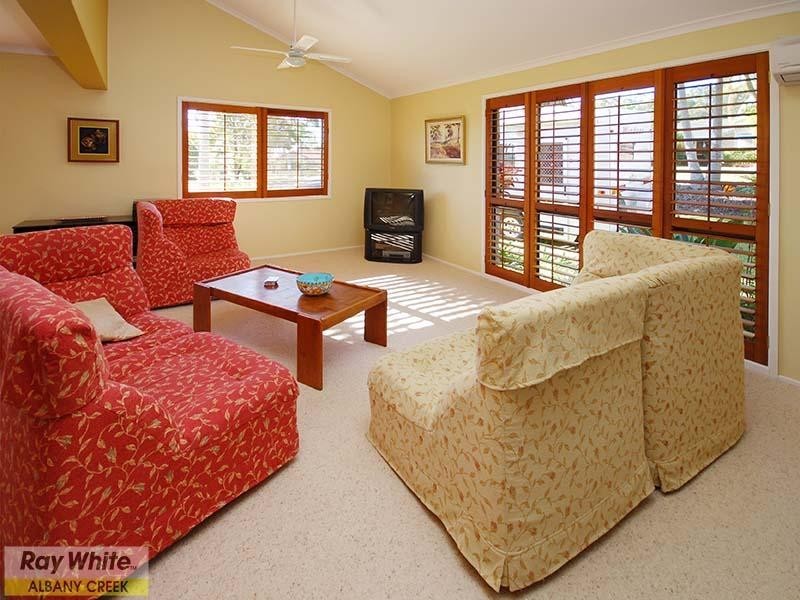 30 Pegasus Avenue, Eatons Hill QLD 4037