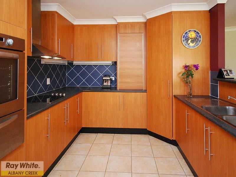 1 Amamoor Court, Cashmere QLD 4500