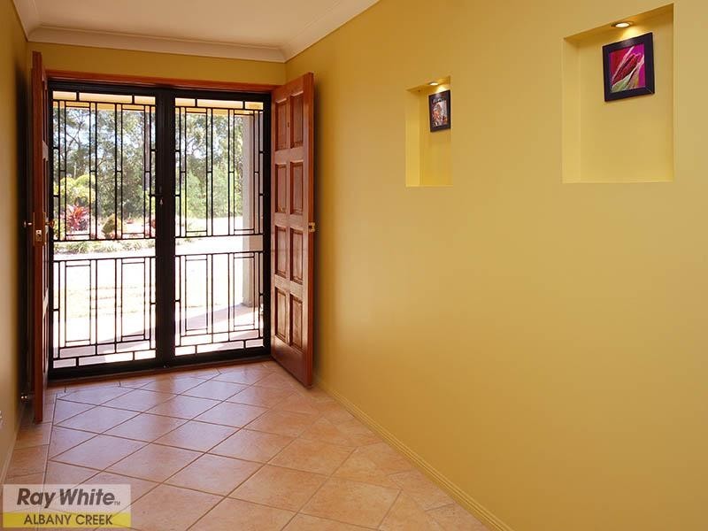 1 Amamoor Court, Cashmere QLD 4500