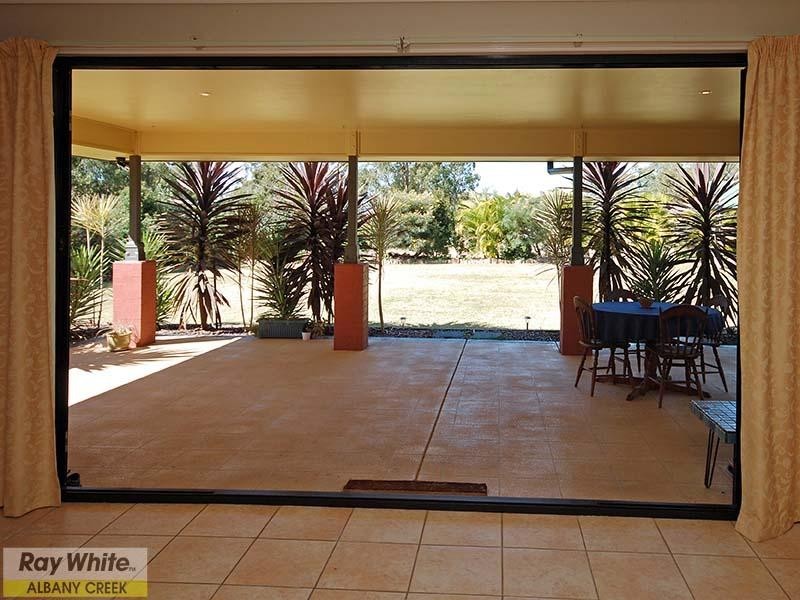 1 Amamoor Court, Cashmere QLD 4500