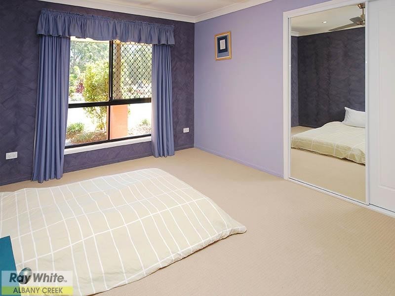 1 Amamoor Court, Cashmere QLD 4500