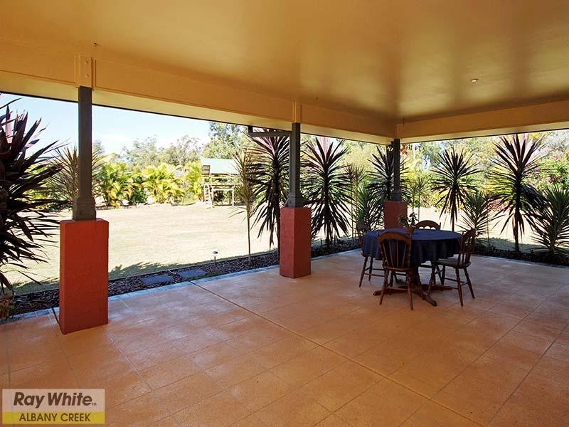 1 Amamoor Court, Cashmere QLD 4500