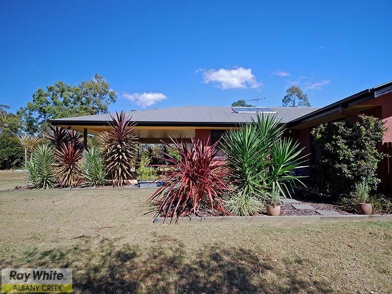 1 Amamoor Court, Cashmere QLD 4500