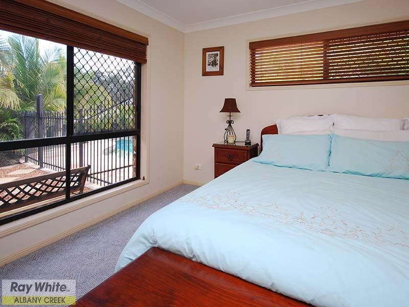 8 Monica Court, Eatons Hill QLD 4037