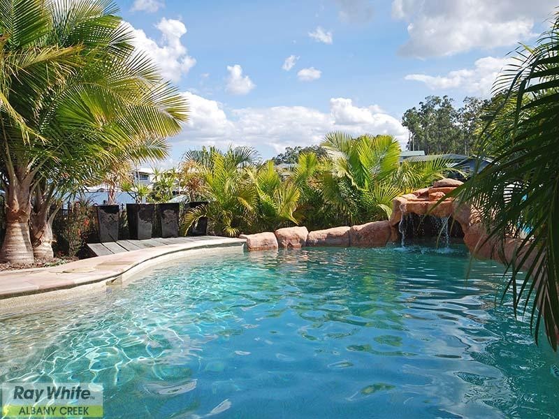 8 Monica Court, Eatons Hill QLD 4037