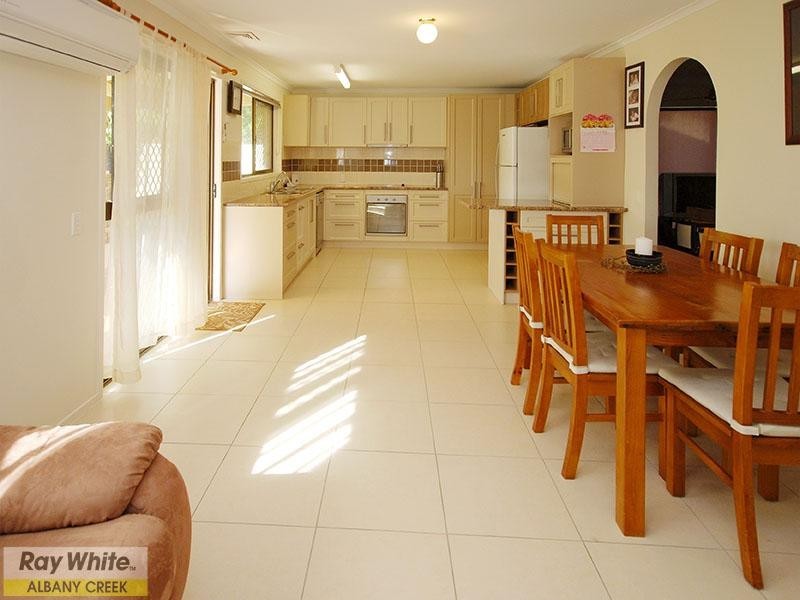 6 Crofty Street, Albany Creek QLD 4035