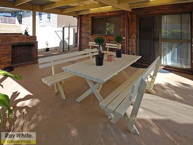 6 Crofty Street, Albany Creek QLD 4035