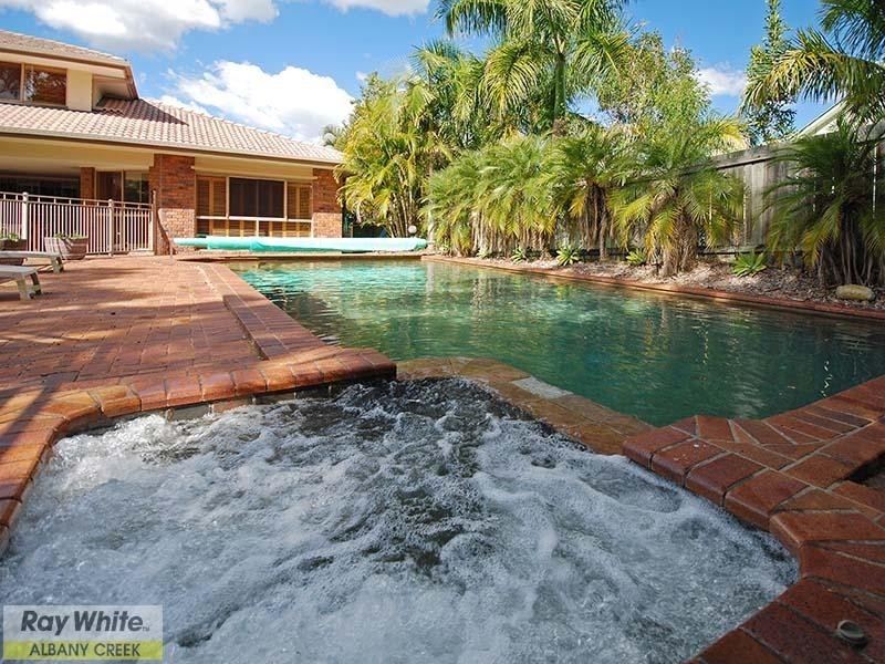 3 Ganton Place, Albany Creek QLD 4035