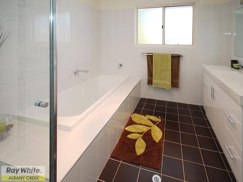 20 Frederick Street, Albany Creek QLD 4035