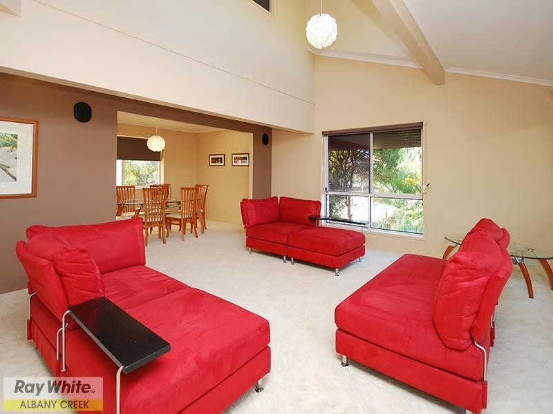 12 Gum Leaf Court, Albany Creek QLD 4035