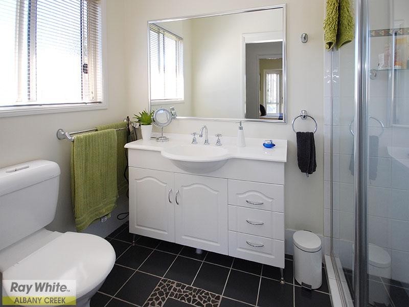 9 Corvus Drive, Cashmere QLD 4500