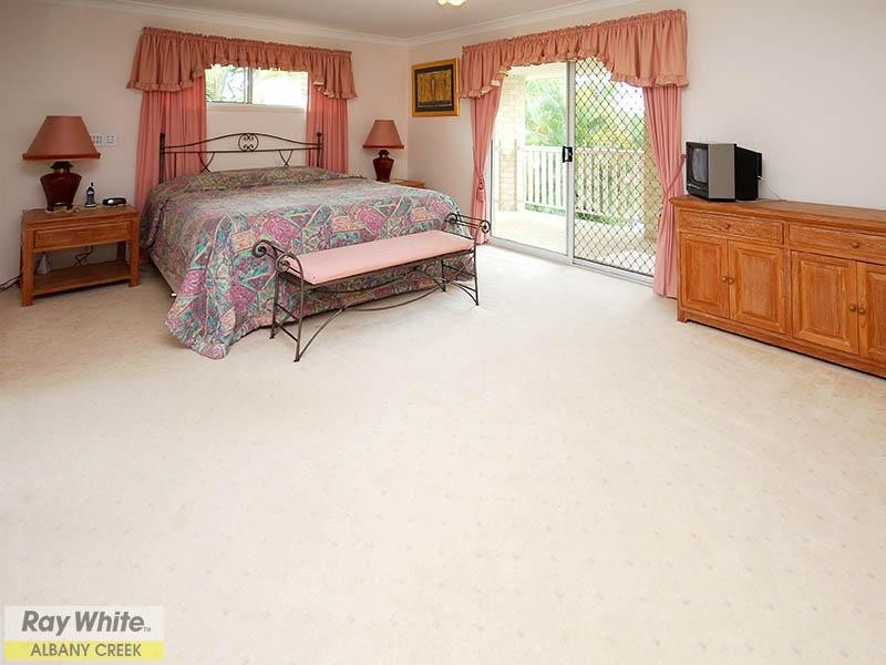 9 Ganton Place, Albany Creek QLD 4035