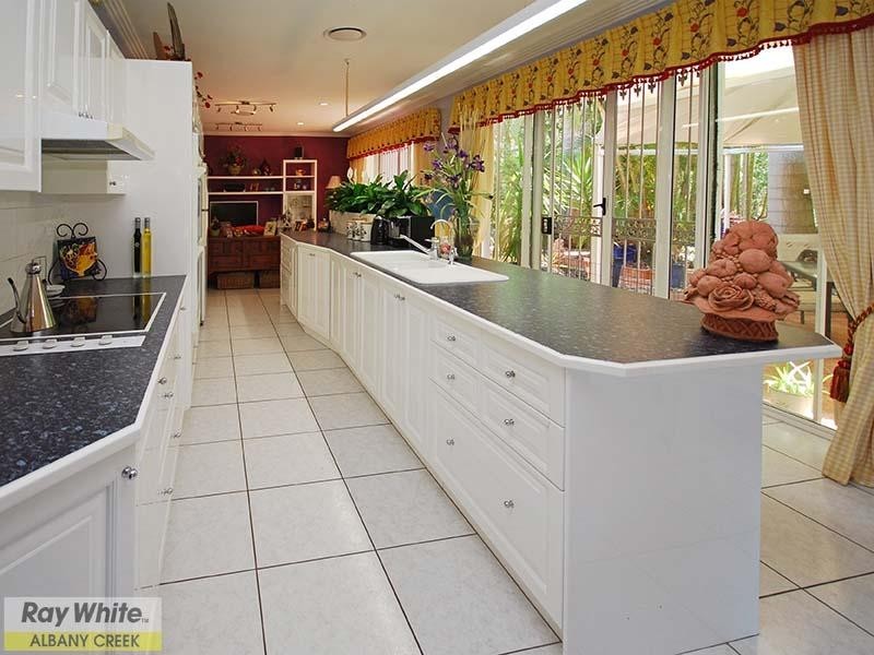 18 Huntingdale Court, Albany Creek QLD 4035