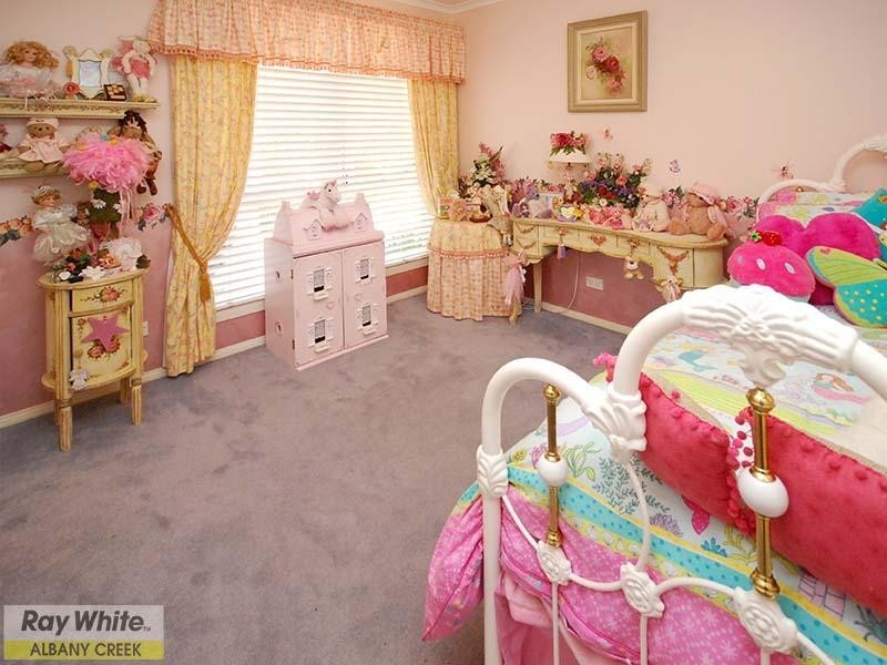 18 Huntingdale Court, Albany Creek QLD 4035