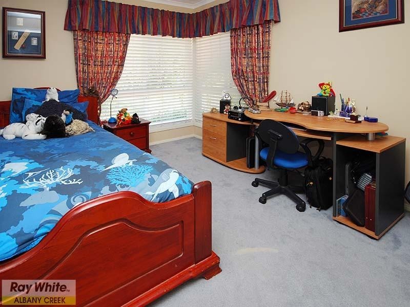 18 Huntingdale Court, Albany Creek QLD 4035