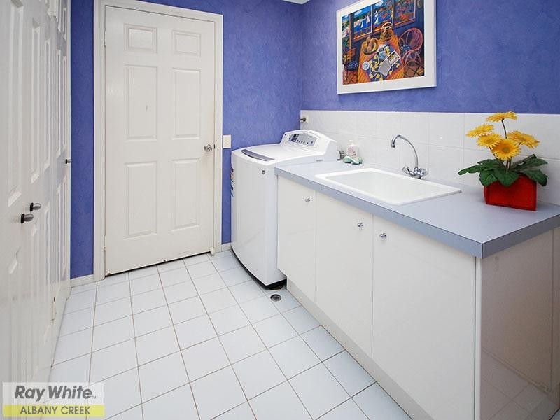 18 Huntingdale Court, Albany Creek QLD 4035