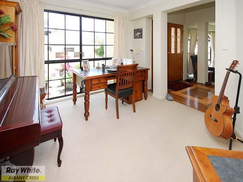 22 Sunningdale Court, Albany Creek QLD 4035