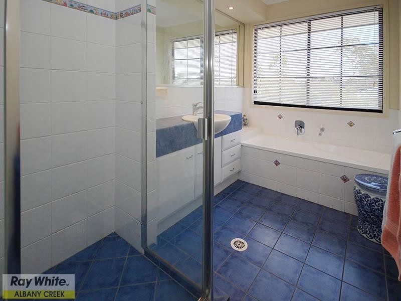22 Sunningdale Court, Albany Creek QLD 4035
