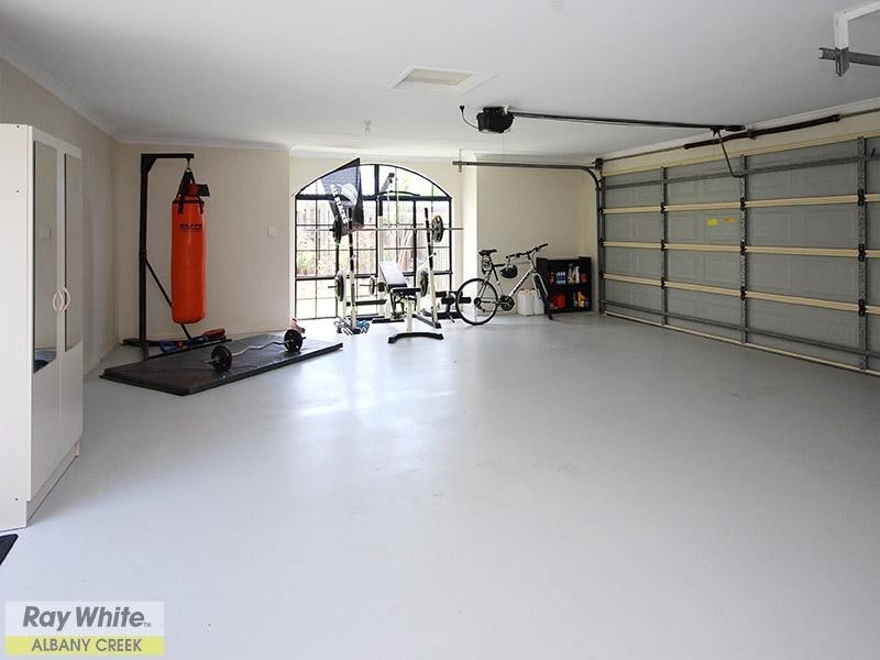 22 Sunningdale Court, Albany Creek QLD 4035