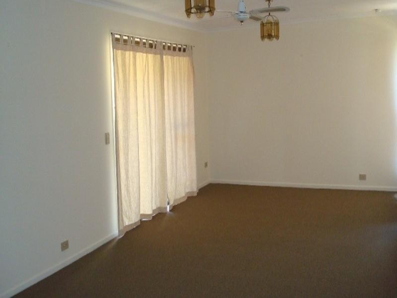 18 Hylacola Court, Albany Creek QLD 4035