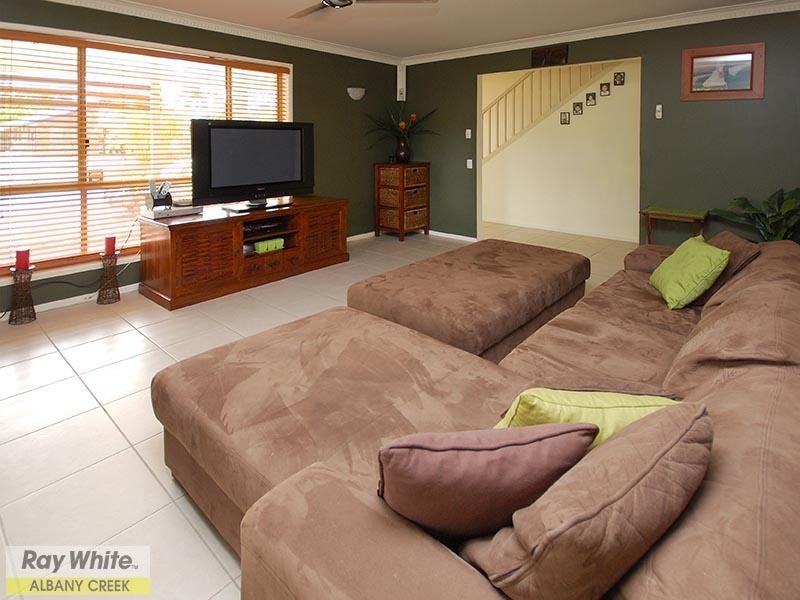 9 Challinor Drive, Albany Creek QLD 4035