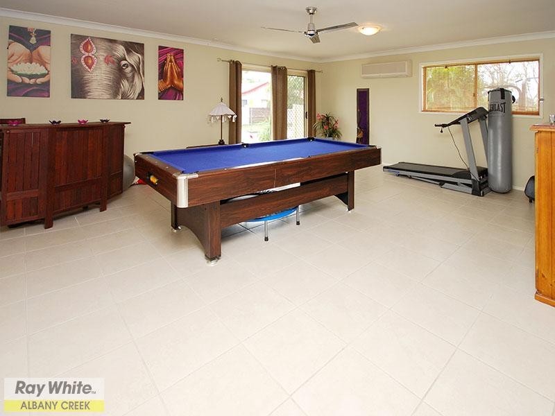 9 Challinor Drive, Albany Creek QLD 4035