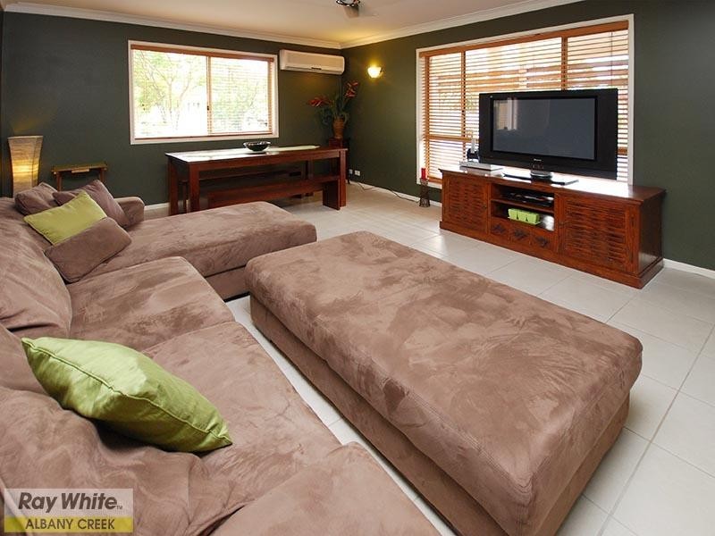 9 Challinor Drive, Albany Creek QLD 4035