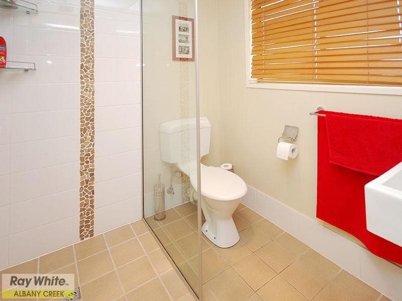 9 Challinor Drive, Albany Creek QLD 4035