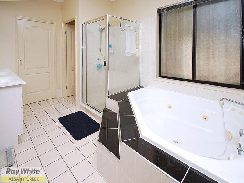 28 Castleroy Court, Albany Creek QLD 4035