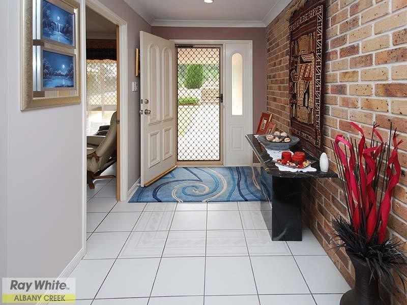 27 Bunya Crossing Road, Eatons Hill QLD 4037