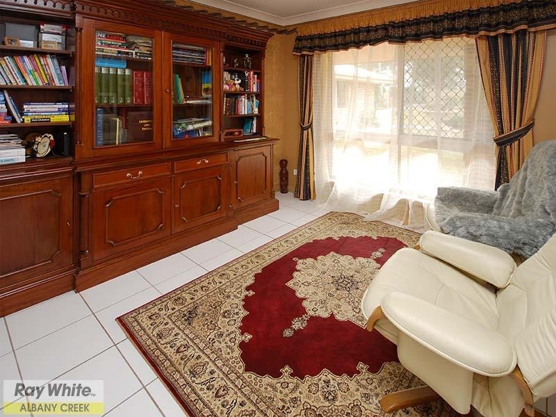 27 Bunya Crossing Road, Eatons Hill QLD 4037
