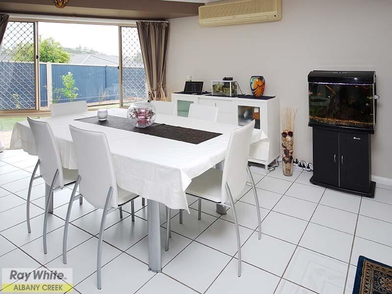 27 Bunya Crossing Road, Eatons Hill QLD 4037
