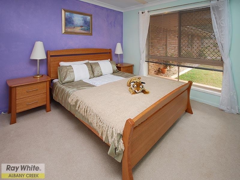 27 Bunya Crossing Road, Eatons Hill QLD 4037