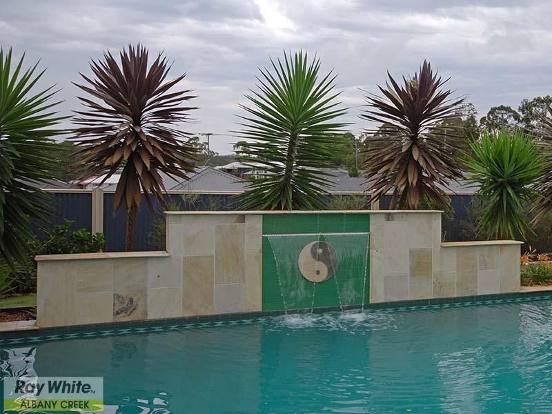 27 Bunya Crossing Road, Eatons Hill QLD 4037