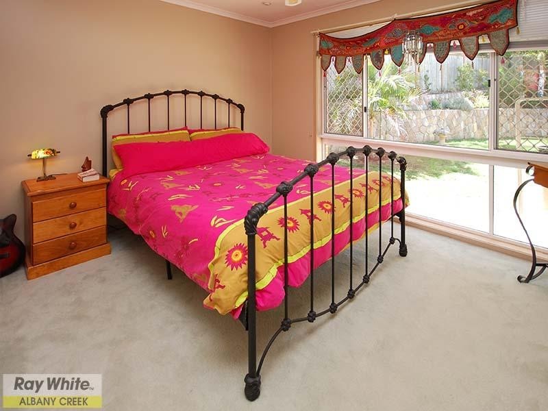 24 Turnberry Crescent, Albany Creek QLD 4035