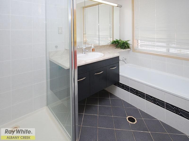 24 Turnberry Crescent, Albany Creek QLD 4035