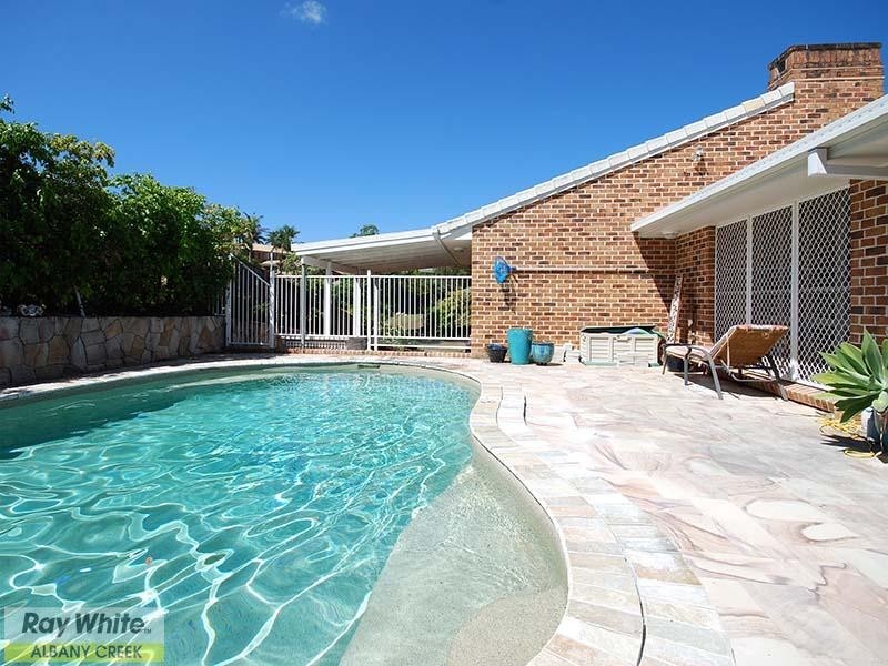 24 Turnberry Crescent, Albany Creek QLD 4035