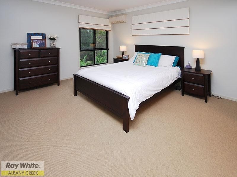 33 Pardalote Place, Cashmere QLD 4500