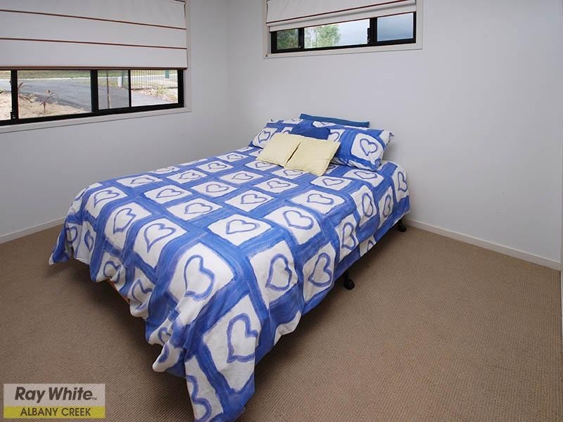 33 Pardalote Place, Cashmere QLD 4500