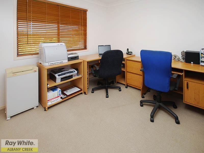 3 Excelcia Court, Eatons Hill QLD 4037