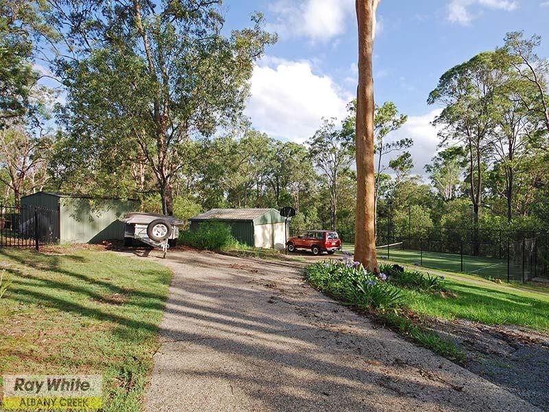 34 Hidden Valley Drive, Eatons Hill QLD 4037
