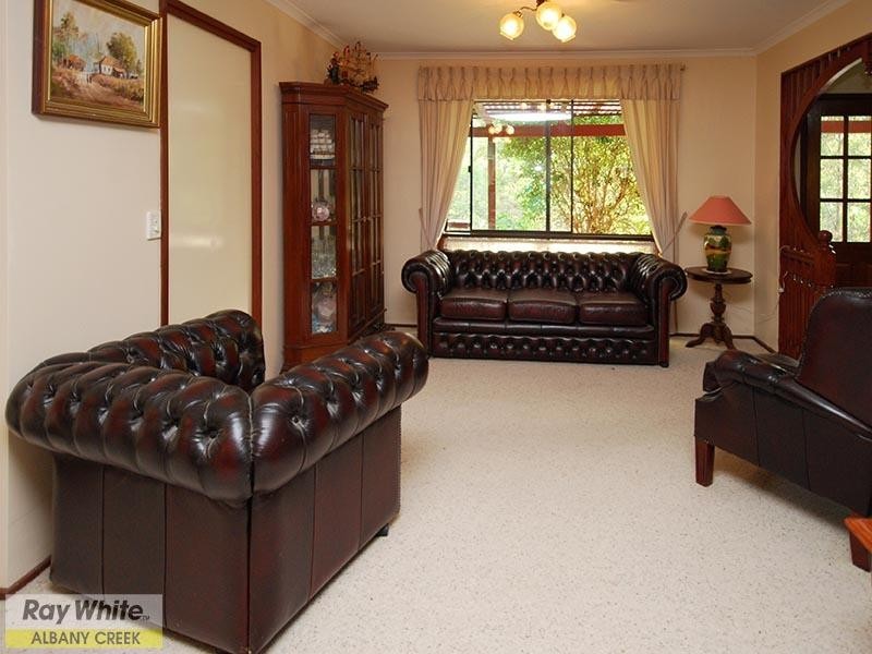 34 Hidden Valley Drive, Eatons Hill QLD 4037